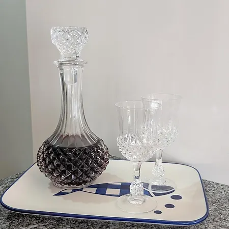 House, View Of Bolhao Market *