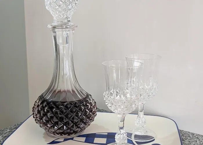 House, View Of Bolhao Market *