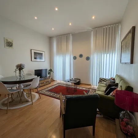 Apartamento House, View Of Bolhao Market